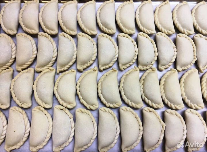 Ручной лепки пельмени, вареники, манты, хинкали