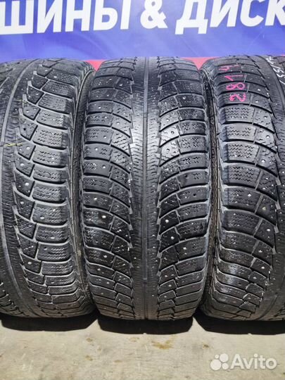 Gislaved Nord Frost 5 235/55 R17