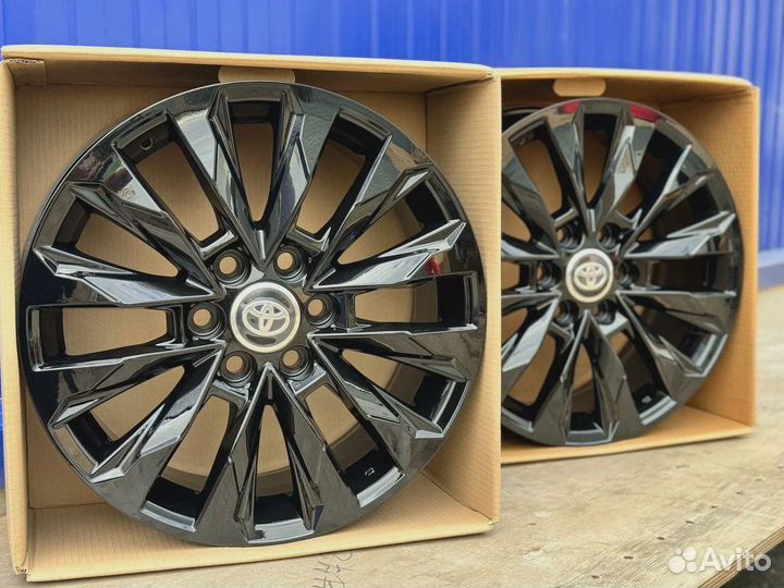 Диски 6*139.7 R20 Land Cruiser 300 Черный глянец