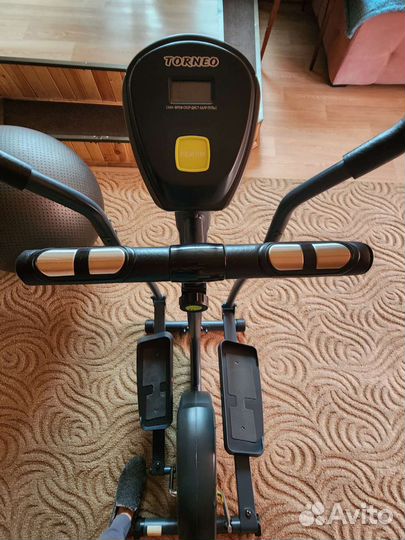 Эллиптический тренажер torneo