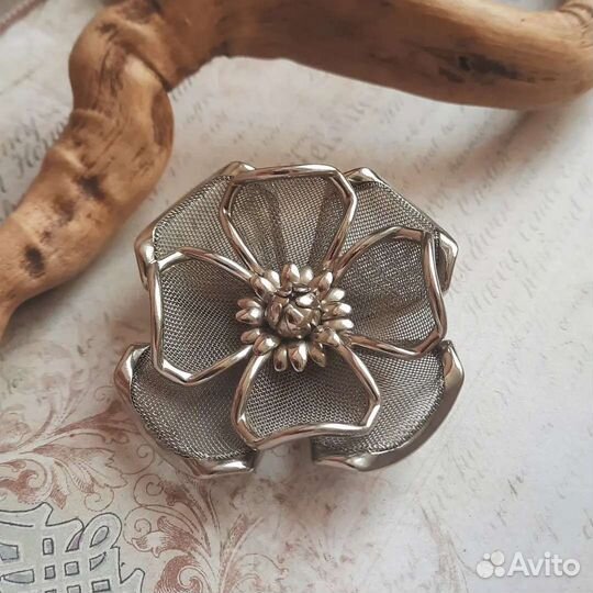 Винтажная брошь Kramer