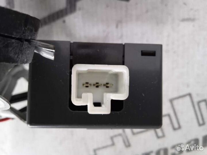 Моторчик заднего дворника toyota corona AT190 CT19