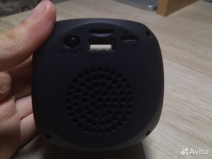 Блютуз колонка