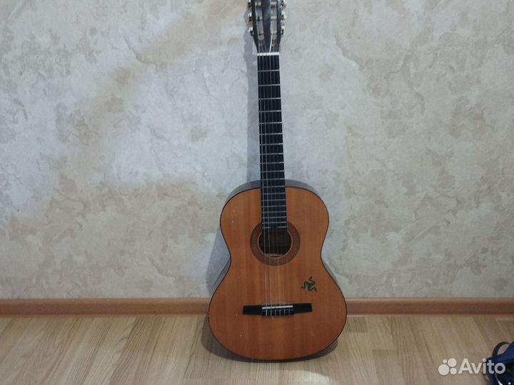 Классическая гитара