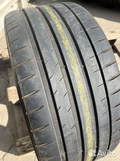 Michelin Pilot Sport 4 S 255/35 R19