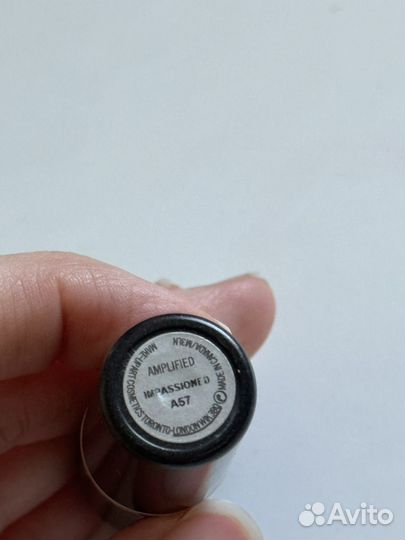 Помада MAC Impassioned