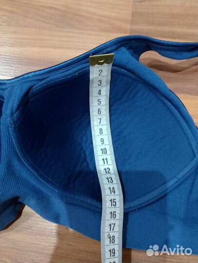 Бюстгальтер топ размер М или 75-80С-Д