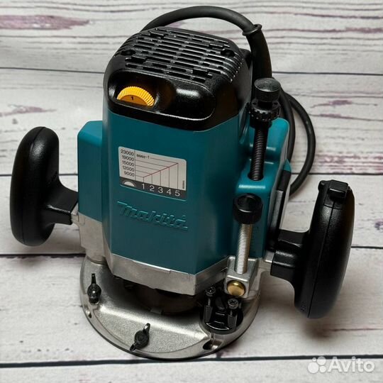 Фрезер Makita 3612C (новый, Япония)