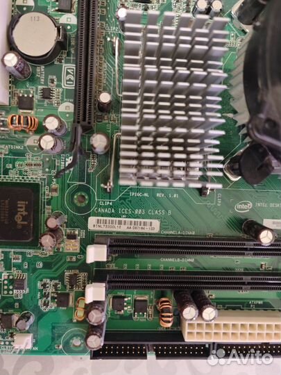 Материнская плата с процессором