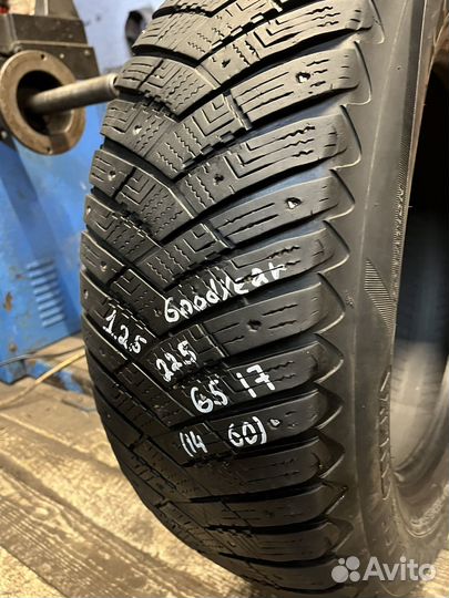 Goodyear Ultragrip Ice Arctic 225/65 R17 102T