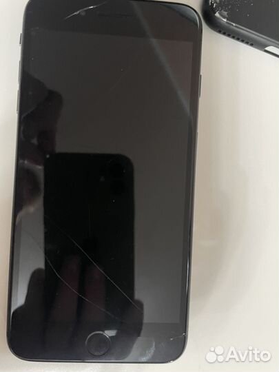 iPhone 8 Plus, 64 ГБ