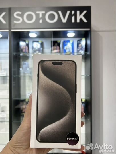 iPhone 15 Pro Max, 256 ГБ