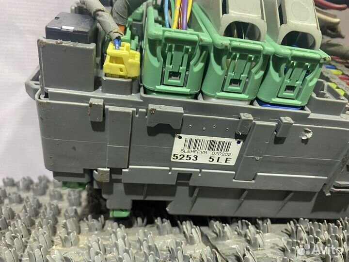 Блок предохранителей салона Honda Civic 8