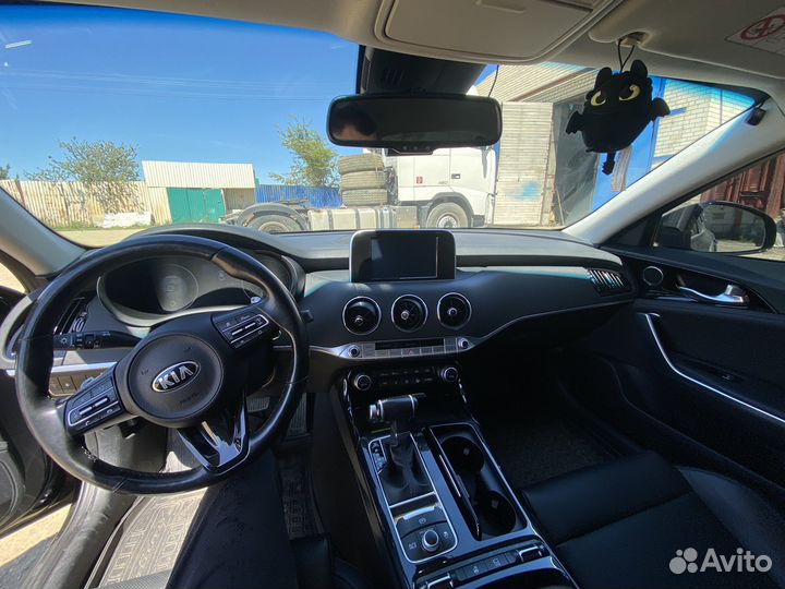 Kia Stinger 2.0 AT, 2018, 67 325 км