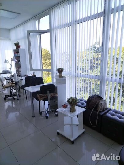 Сдам рабочее место для ногтевой сервиса