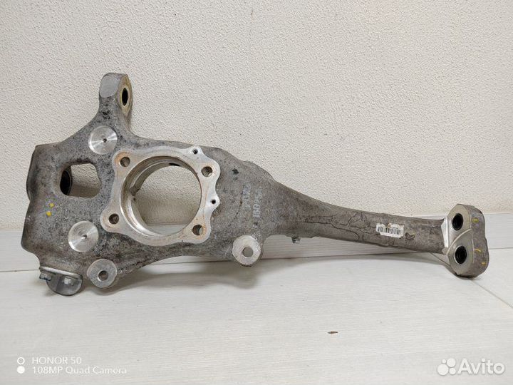 Передний поворотный кулак Genesis G90 2018-2021