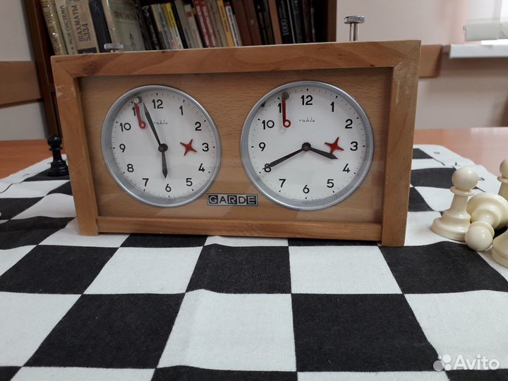 Шахматные часы Garde