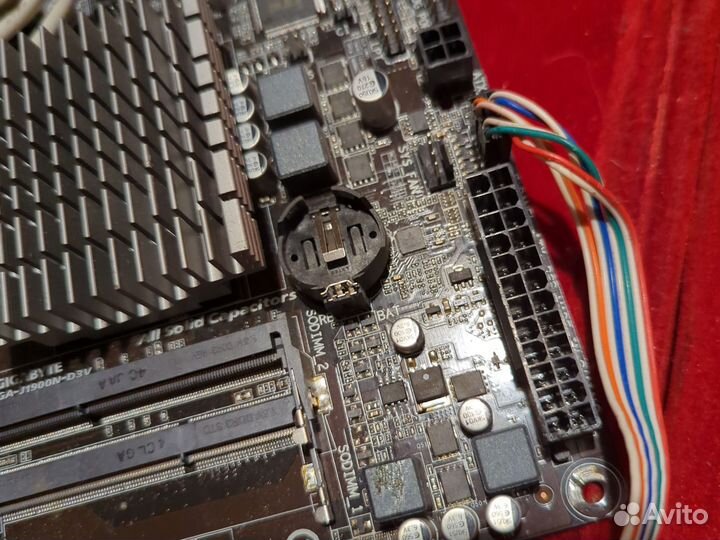 Материнская плата