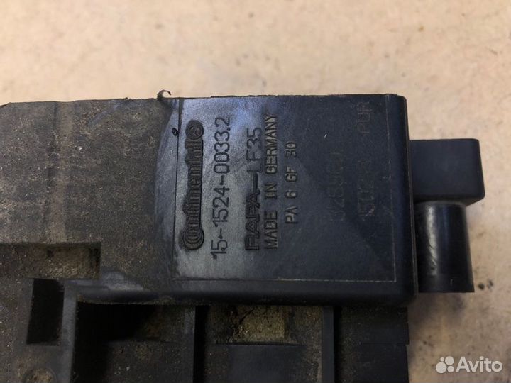 Блок клапанов пневмо подвески Jeep Grand Cherokee