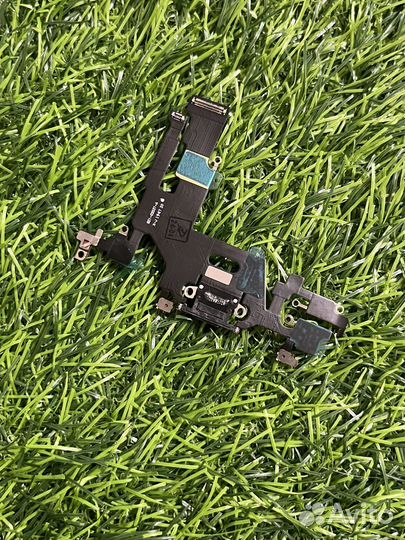 Шлейф для iPhone 11 с разъемом зарядки