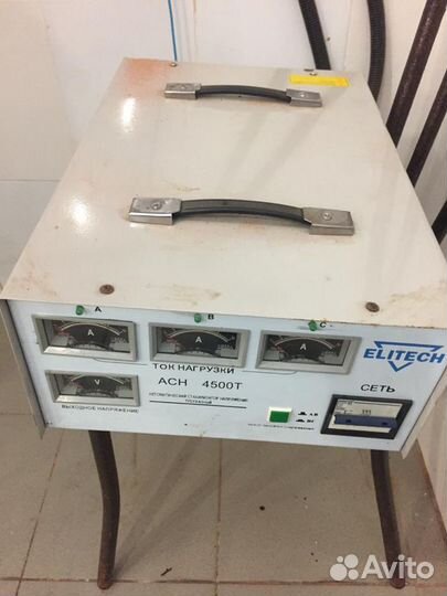 Стабилизатор напряжения