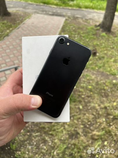 iPhone 7, 256 ГБ