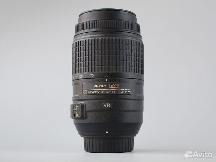 Объектив Nikon AF-S 55-300mm f3.5-5.6G ED VR DX
