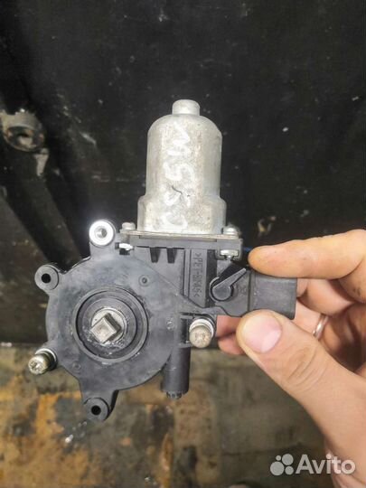 Мотор стеклоподъемника Митсубиси Лансер 9