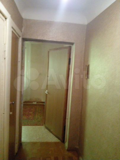 Доля в 2-к. квартире, 43 м², 2/2 эт.