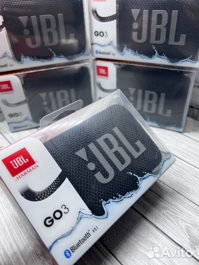 Портативная колонка JBL Go3