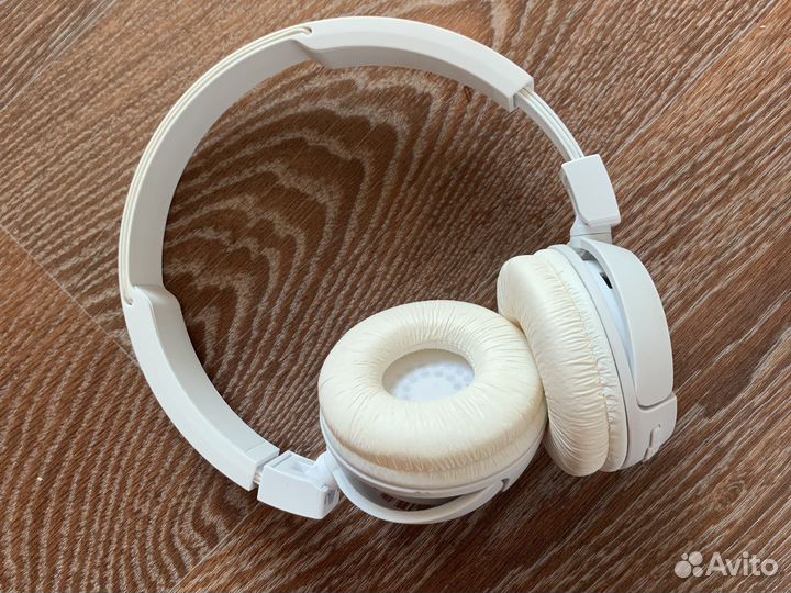 Беспроводные наушники