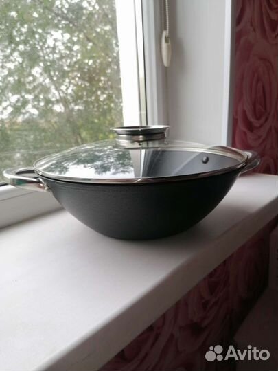 Казан чугунный вок 4,4 литра