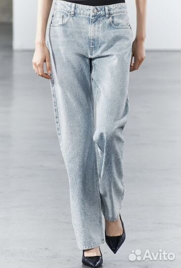 Джинсы Zara с каплями в наличии