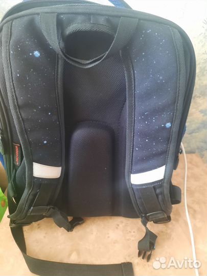 Рюкзак школьный