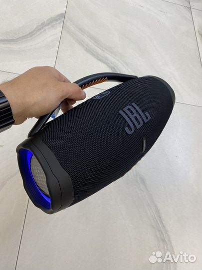 Колонка jbl boombox 3