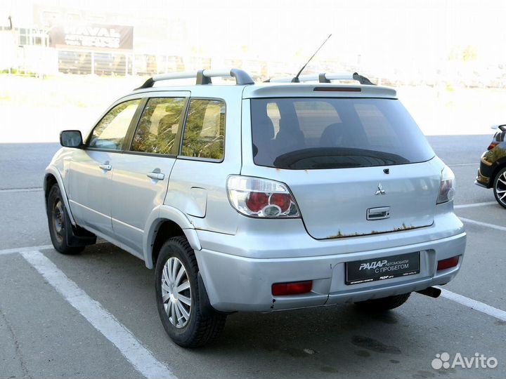Mitsubishi Outlander 2.4 МТ, 2004, 267 000 км