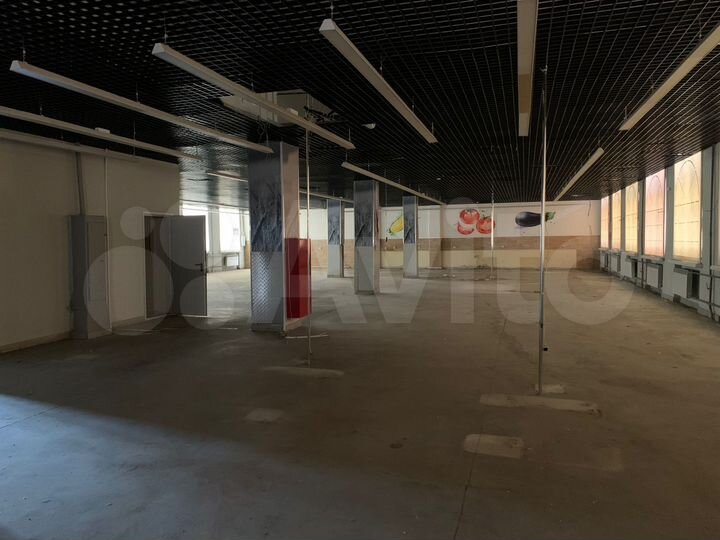 Торговая площадь, 700 м²