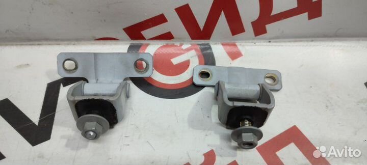 Петля дверная Mitsubishi Airtrek CU5W 4G69 2004.07