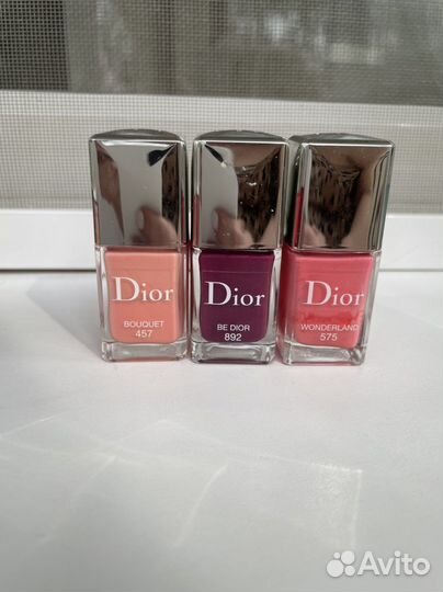 Лак для ногтей Dior, Givenchy