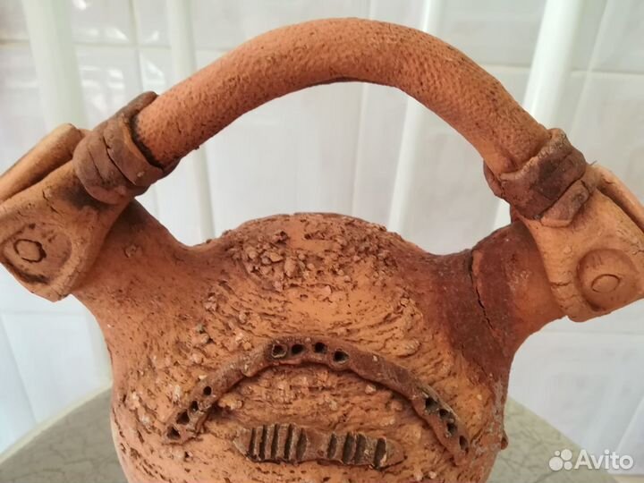 Декоративная глиняная ваза авторской работы