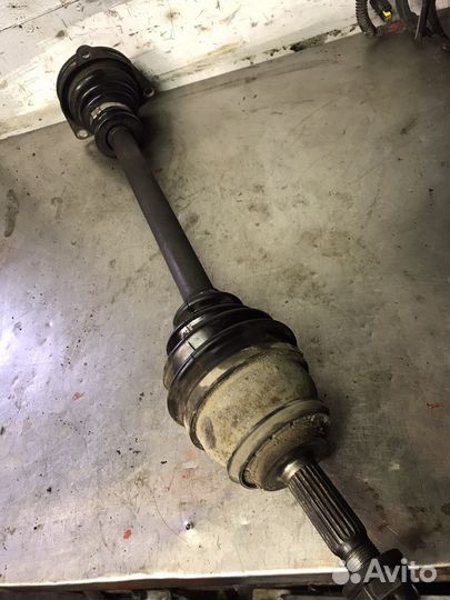 Привод левый 1.6 Renault Logan Sandero Largus k7m