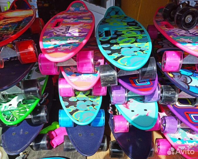 Пениборд новый светящиеся колеса. Доставка