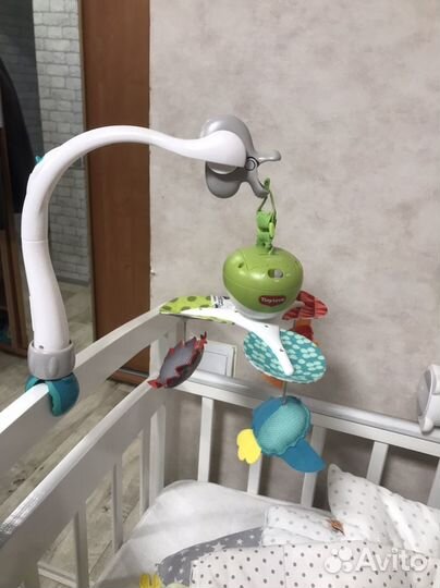 Мобиль на кроватку tiny love