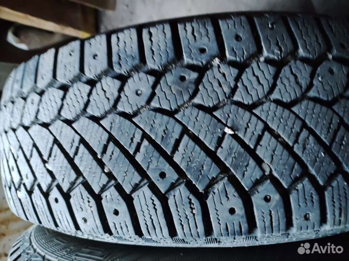 Gislaved Nord Frost 200 SUV 215/70 R16 100T