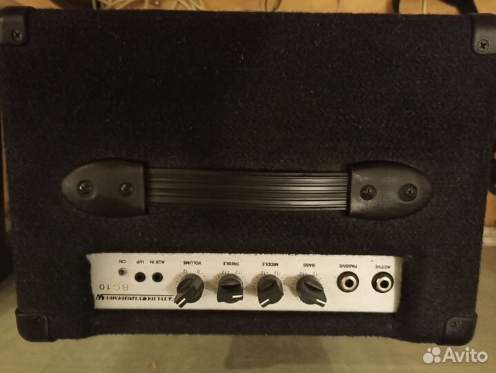 Комбоусилитель