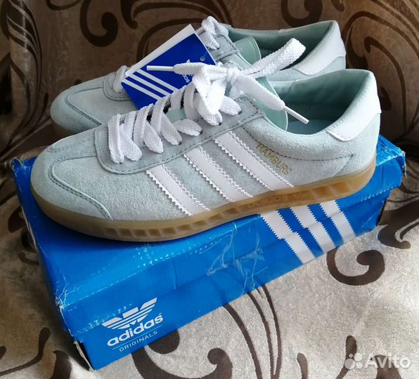Кроссовки женские adidas