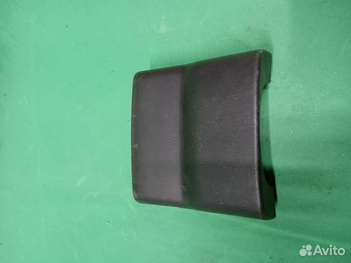 Toyota Mark II (X110) IX кожух рулевой колонки