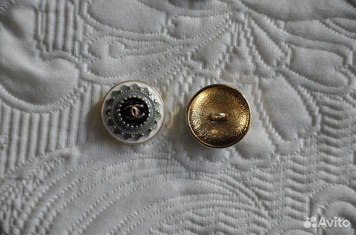 Пуговицы металлические серые Chanel - 20 мм