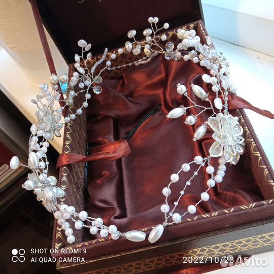 Свадебный венок из бусин новое