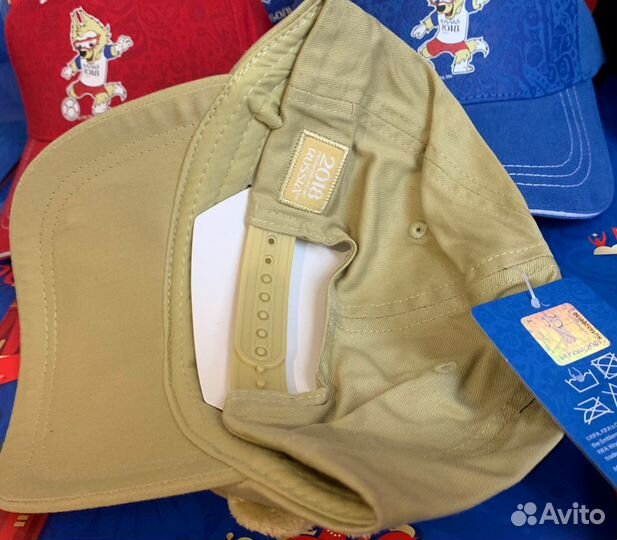 Кепки оптом. Набор кепок (4 шт) взрослых Fifa 2018